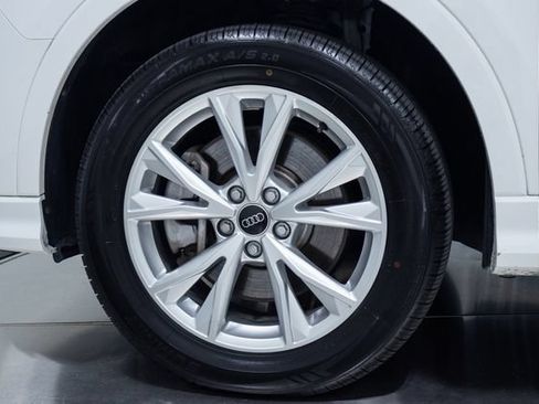 Used 2024 Audi Q3 2.0T Premium AWD/4WD image 27