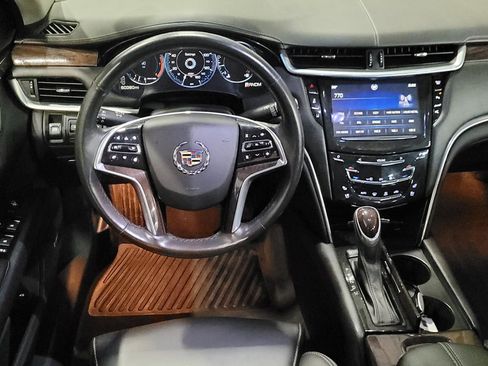 Used 2014 Cadillac XTS Premium image 22