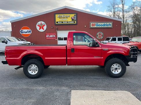 Used 2001 Ford F250 4x4 Regular Cab Super Duty image 2