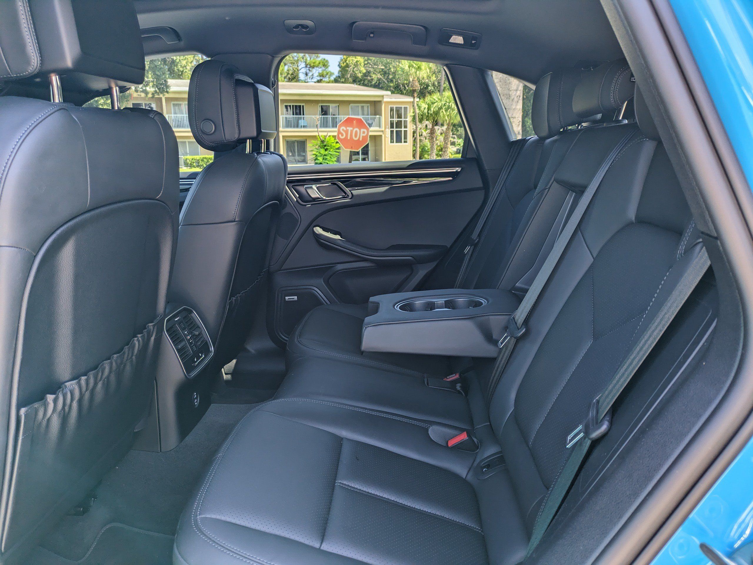 Used 2022 Porsche Macan AWD/4WD image 15
