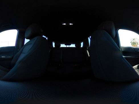 Used 2025 Chevrolet Equinox LT image 42