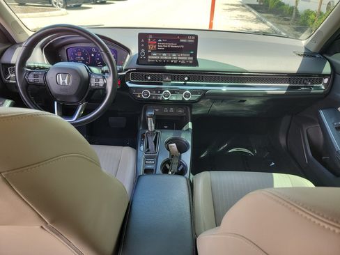 Used 2022 Honda Civic Touring image 19