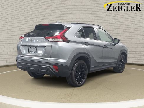 Used 2024 Mitsubishi Eclipse Cross AWD image 5