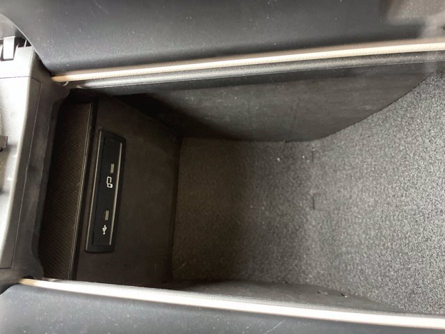 Used 2021 Mercedes-Benz GLC 300 4MATIC image 34
