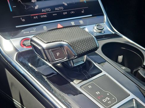 Used 2022 Audi S6 Premium Plus AWD/4WD image 30