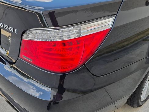 Used 2010 BMW 528i Sedan RWD image 19
