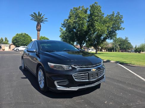 Used 2016 Chevrolet Malibu LT FWD image 1