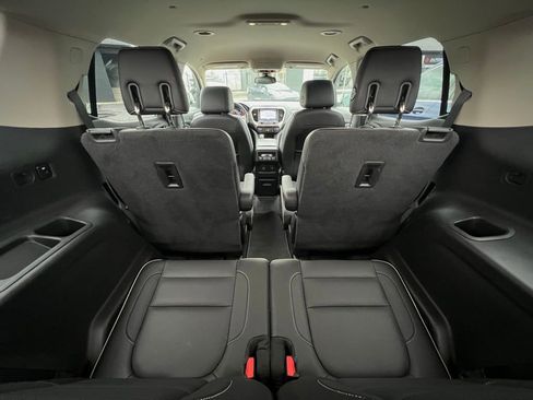 Used 2019 GMC Acadia Denali w/ Technology Package image 26