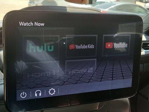 Used 2023 GMC Yukon Denali Ultimate AWD/4WD image 36