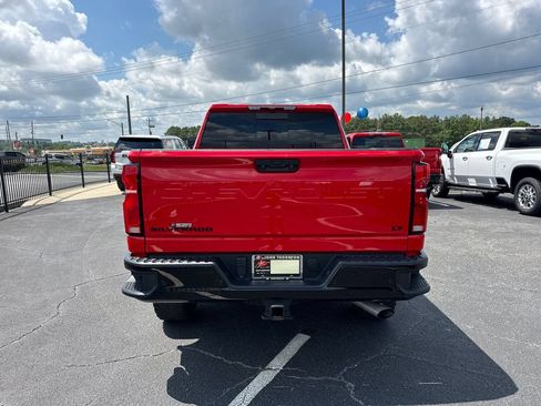 Used 2025 Chevrolet Silverado 2500 LT w/ Trail Boss Package AWD/4WD image 7
