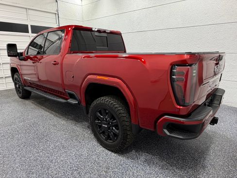 Used 2024 GMC Sierra 2500 AT4 w/ AT4 Premium Plus Package AWD/4WD image 4