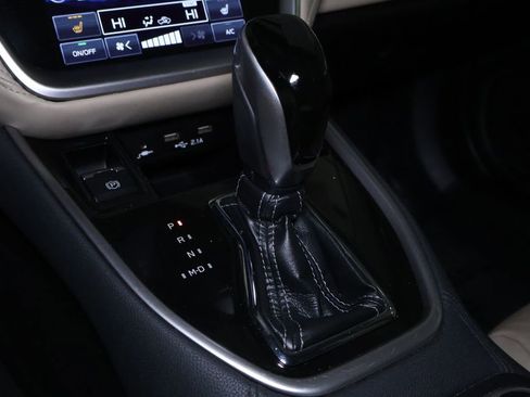 Used 2020 Subaru Legacy Limited XT image 34