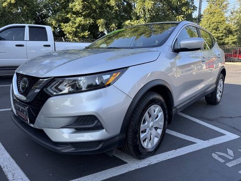 Used 2020 Nissan Rogue Sport S AWD/4WD image 1