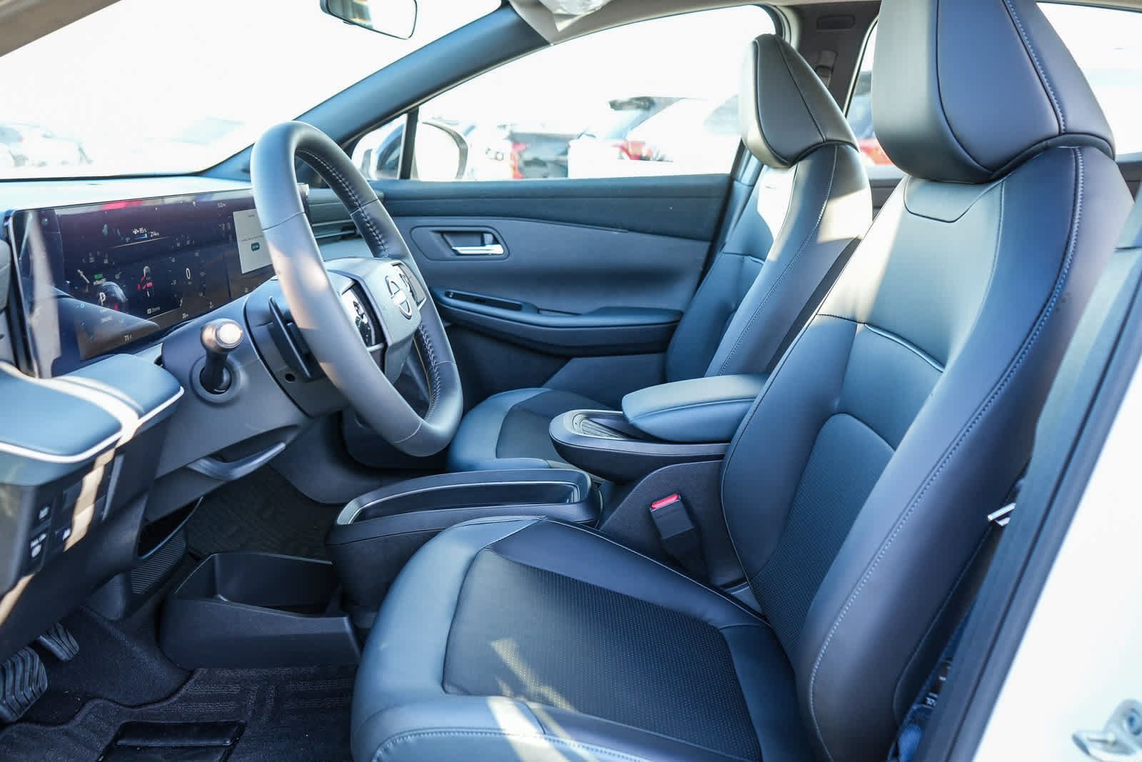 Used 2026 Nissan Leaf SV+ w/ Floor Mat Package (SV+) FWD image 19