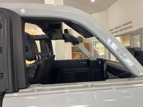 New 2026 Ford Bronco Outer Banks w/ Sasquatch Package AWD/4WD image 29