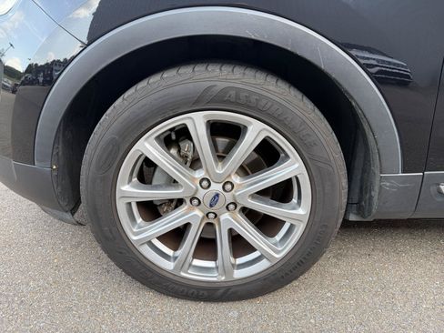 Used 2017 Ford Explorer Limited FWD image 25