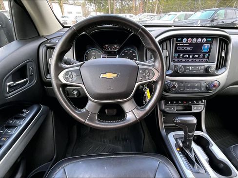 Used 2018 Chevrolet Colorado ZR2 image 5