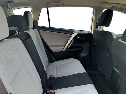 Used 2016 Toyota RAV4 XLE AWD/4WD image 19