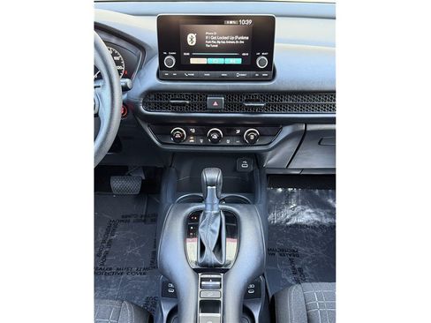 Used 2024 Honda HR-V LX image 10