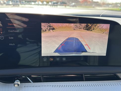 New 2025 Cadillac Optiq Luxury 1 w/ LPO, Floor Liner Package image 19