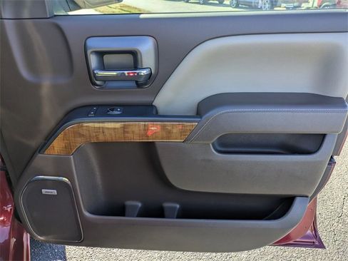 Used 2018 GMC Sierra 1500 SLT image 38