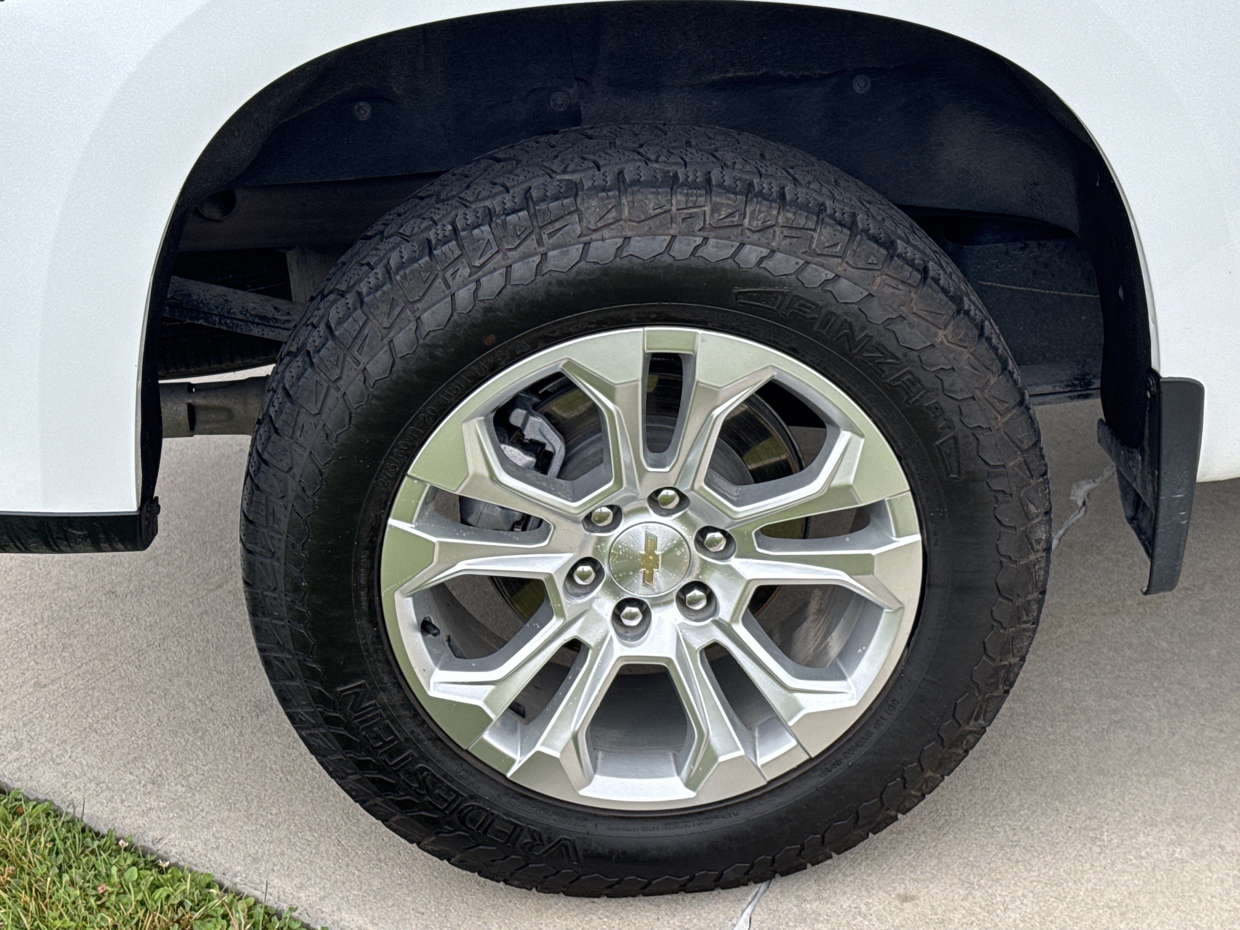 Certified 2024 Chevrolet Silverado 1500 LTZ w/ Technology Package AWD/4WD image 12