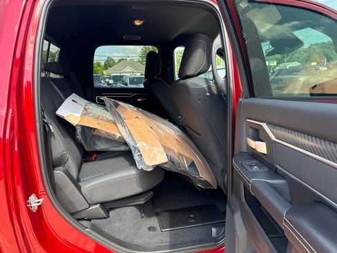 New 2026 RAM 2500 Big Horn AWD/4WD image 23