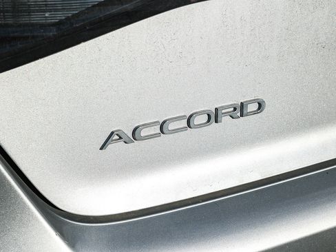 Used 2023 Honda Accord Sport image 11