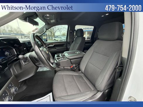 Used 2024 Chevrolet Silverado 2500 LT image 10
