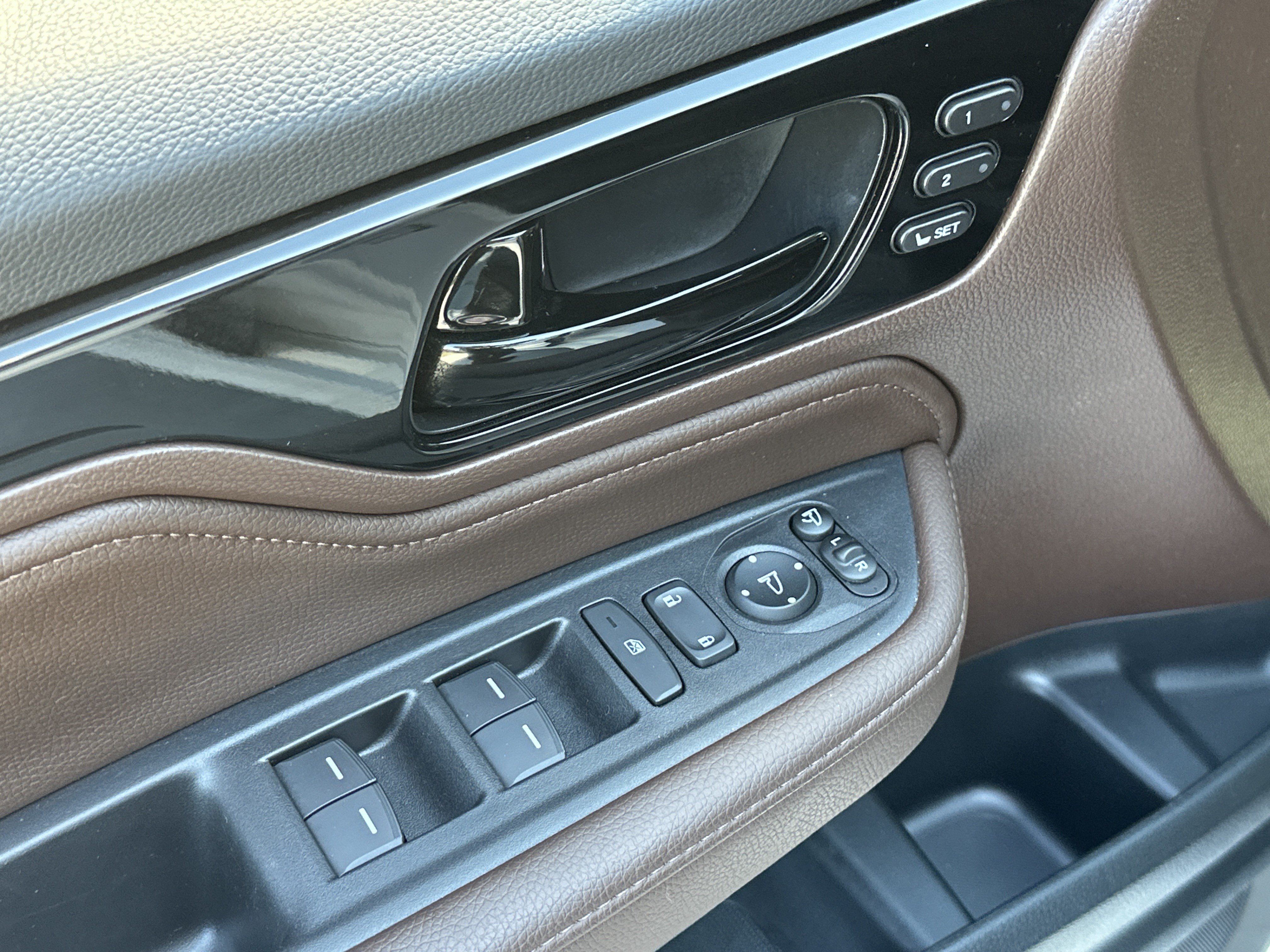 Used 2025 Honda Odyssey Elite image 15