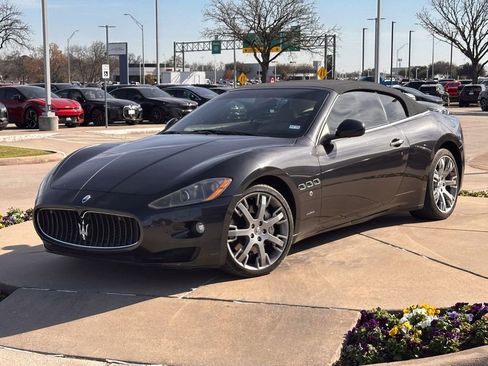 Used 2011 Maserati GranTurismo Convertible image 8