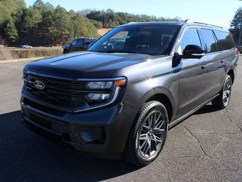 New 2025 Ford Expedition Max Platinum w/ Stealth Performance Package image 7
