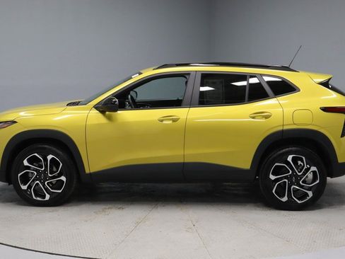 Used 2024 Chevrolet Trax RS w/ Driver Confidence Package image 7