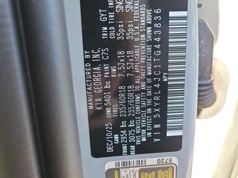 Certified 2026 Kia Sorento S FWD image 29