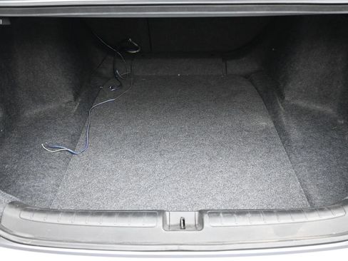 Used 2019 Honda Accord EX-L image 2