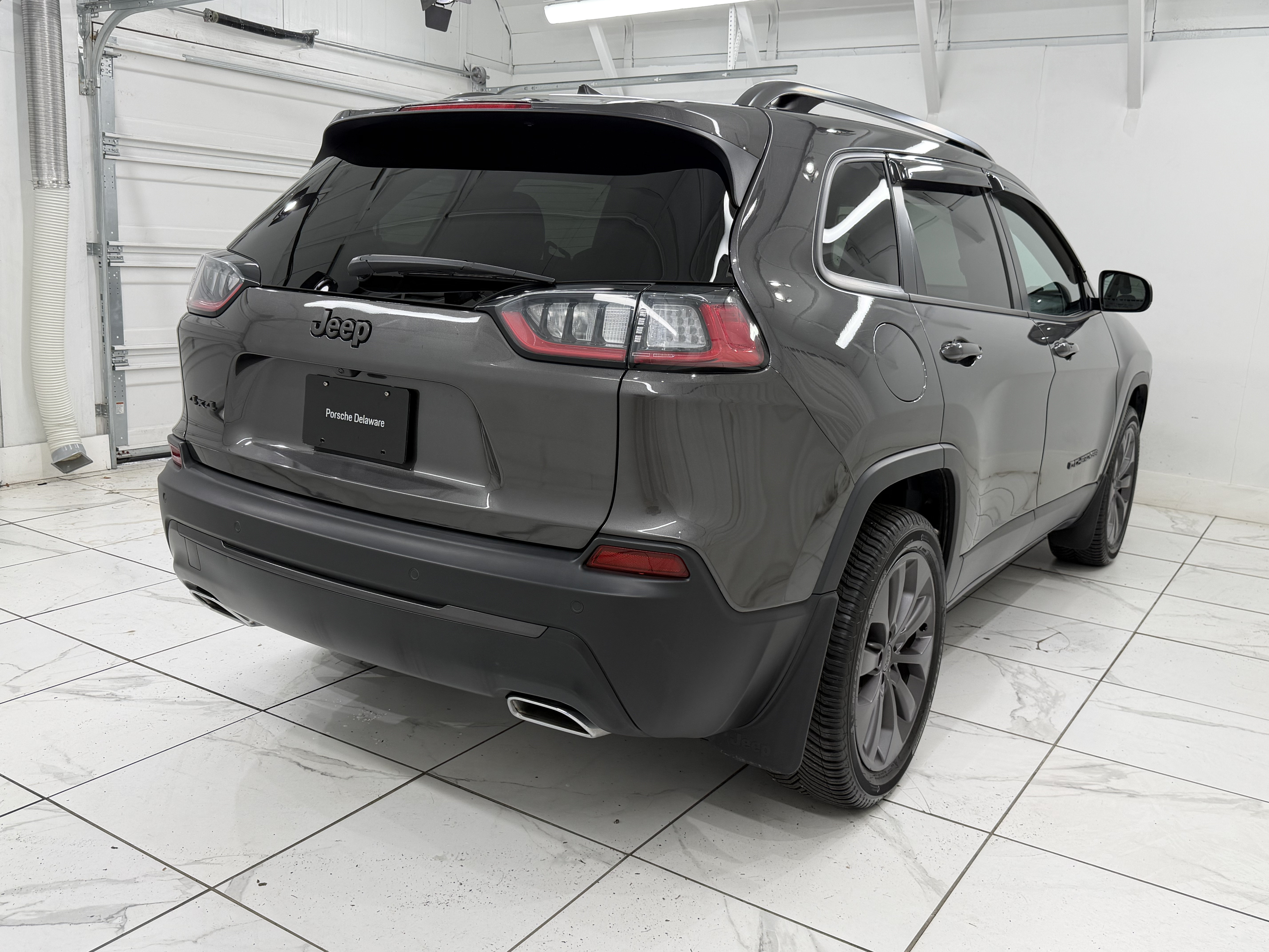 Used 2021 Jeep Cherokee Latitude Lux 80th Anniv w/ Quick Order Package 26U 80TH AWD/4WD image 12