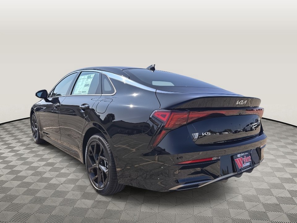 New 2026 Kia K5 GT-Line FWD image 4