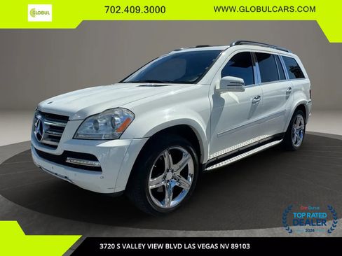 Used 2012 Mercedes-Benz GL 550 4MATIC image 1
