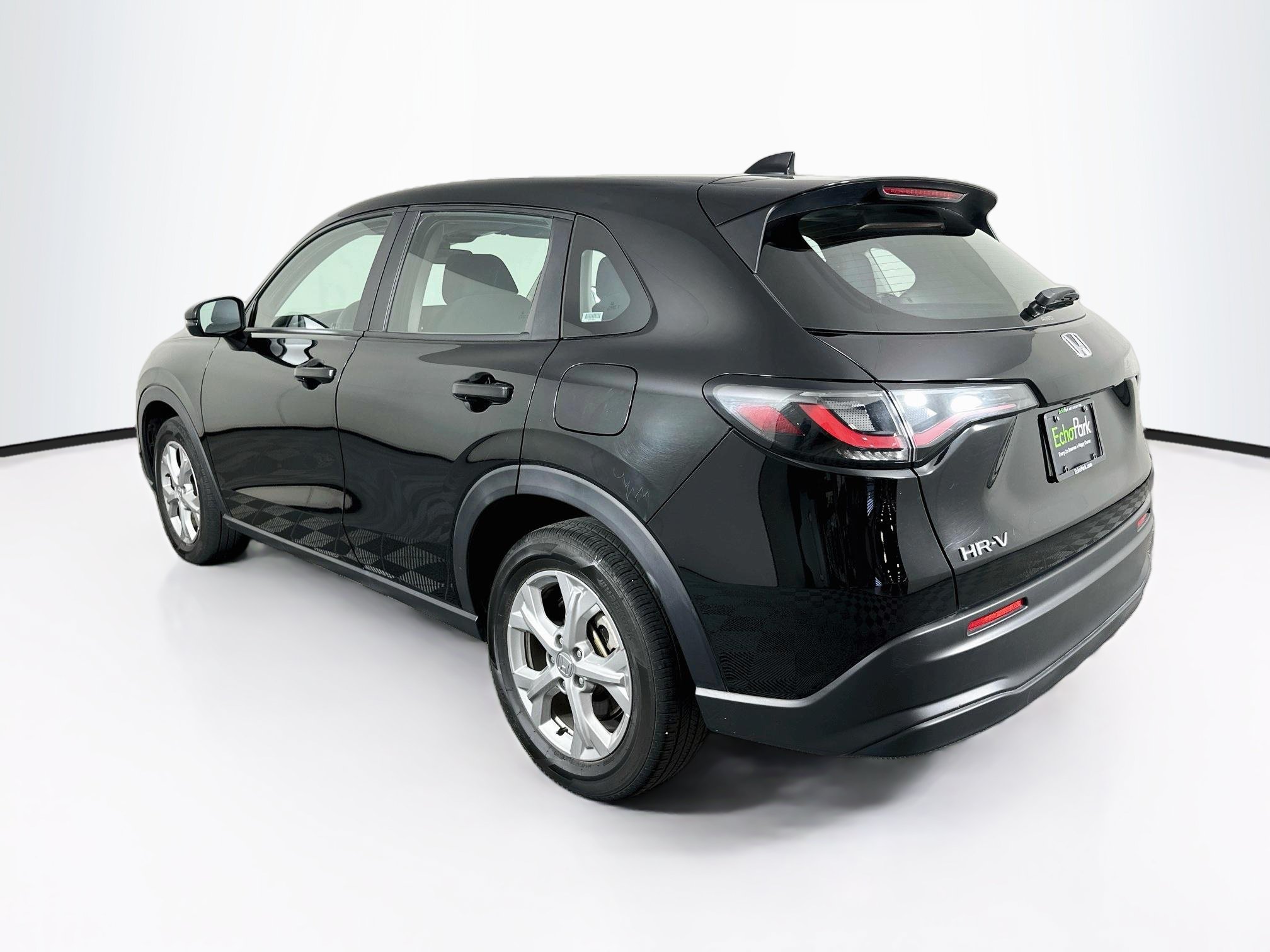 Used 2025 Honda HR-V LX image 5