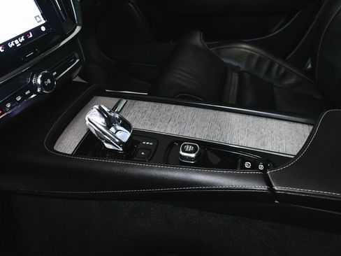 Used 2023 Volvo S90 B6 Ultimate w/ Protection Package image 39