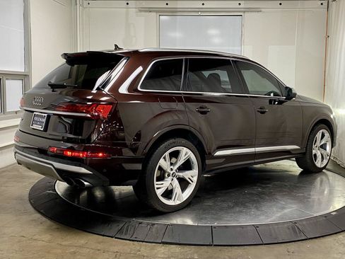 Used 2022 Audi SQ7 Prestige w/ Prestige Package AWD/4WD image 9
