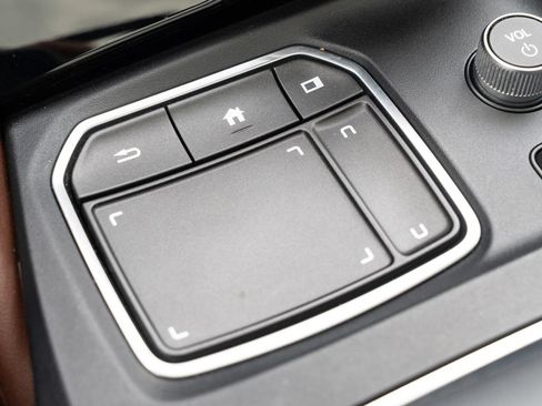 Used 2022 Acura MDX w/ Technology Package AWD/4WD image 29