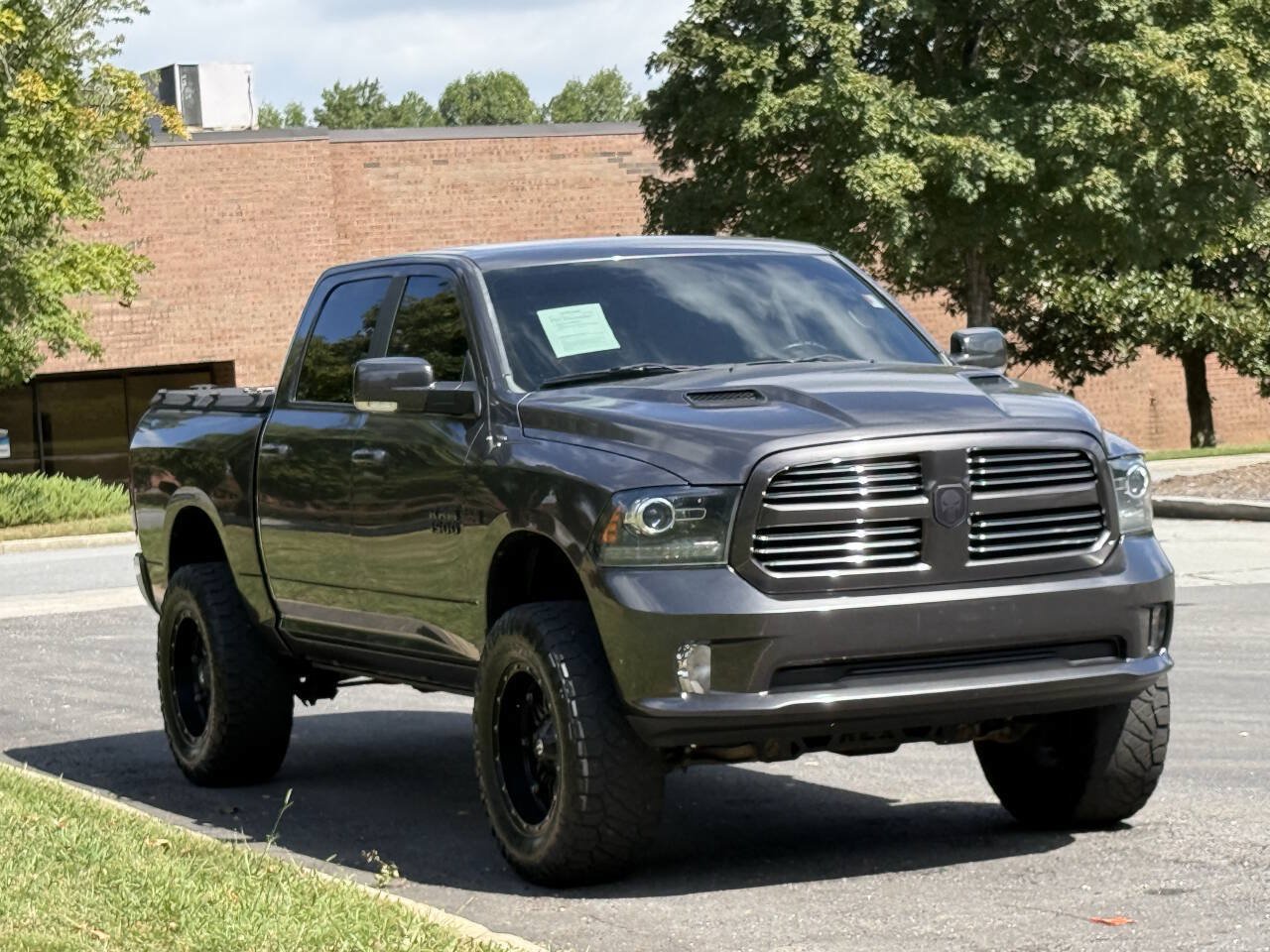 Used 2016 RAM 1500 Sport w/ Convenience Group AWD/4WD image 3