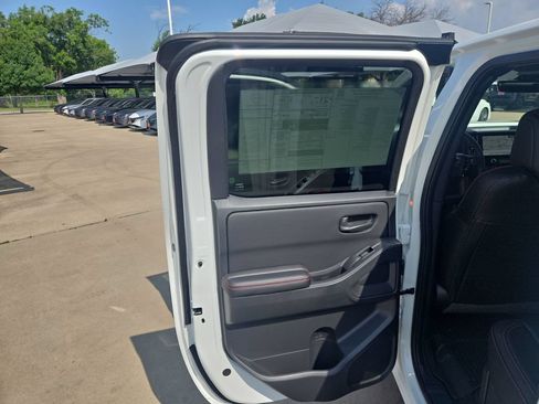New 2026 Nissan Frontier Pro-X w/ Pro Premium Package RWD image 11