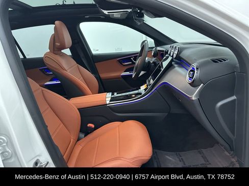 Certified 2025 Mercedes-Benz GLC 300 image 28