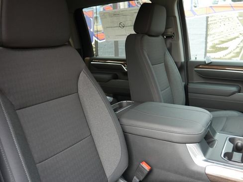 New 2026 Chevrolet Silverado 2500 LT AWD/4WD image 13
