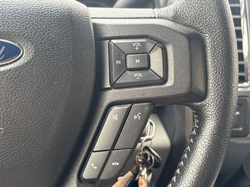 Used 2015 Ford F150 XLT w/ Equipment Group 302A Luxury image 18