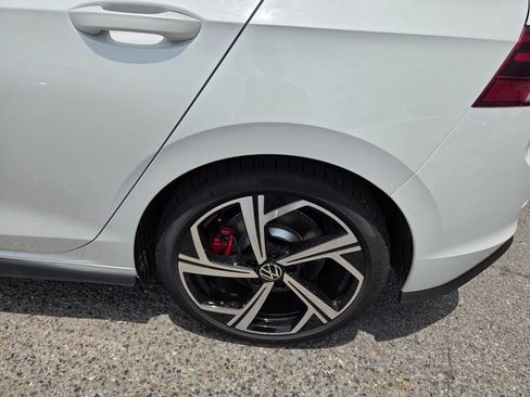 New 2026 Volkswagen GTI SE FWD image 25