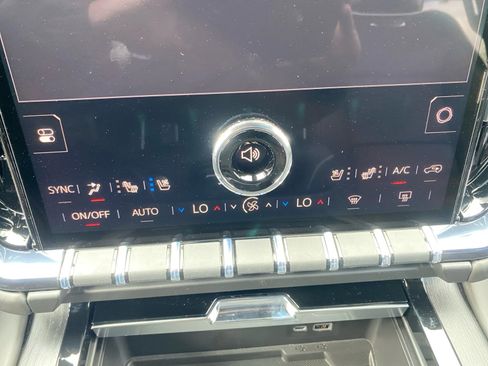 New 2026 GMC Yukon XL AT4 Ultimate image 17