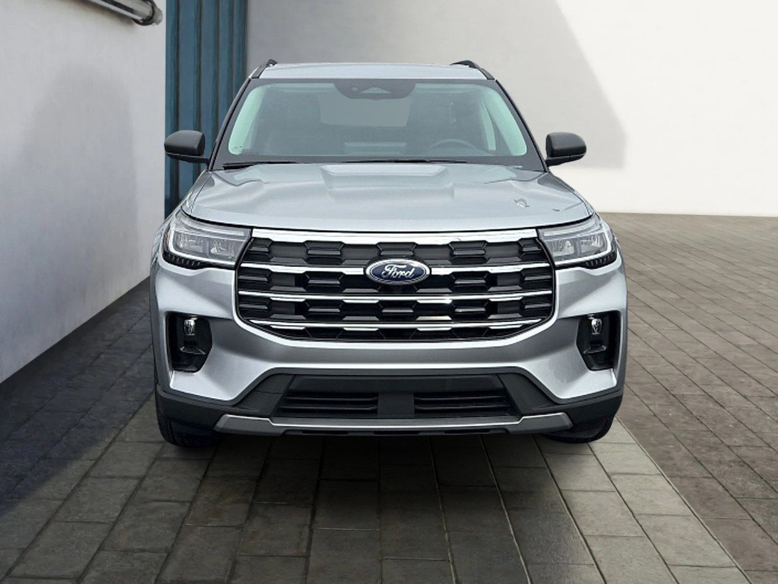 Used 2025 Ford Explorer Active w/ Active Comfort Package AWD/4WD image 8